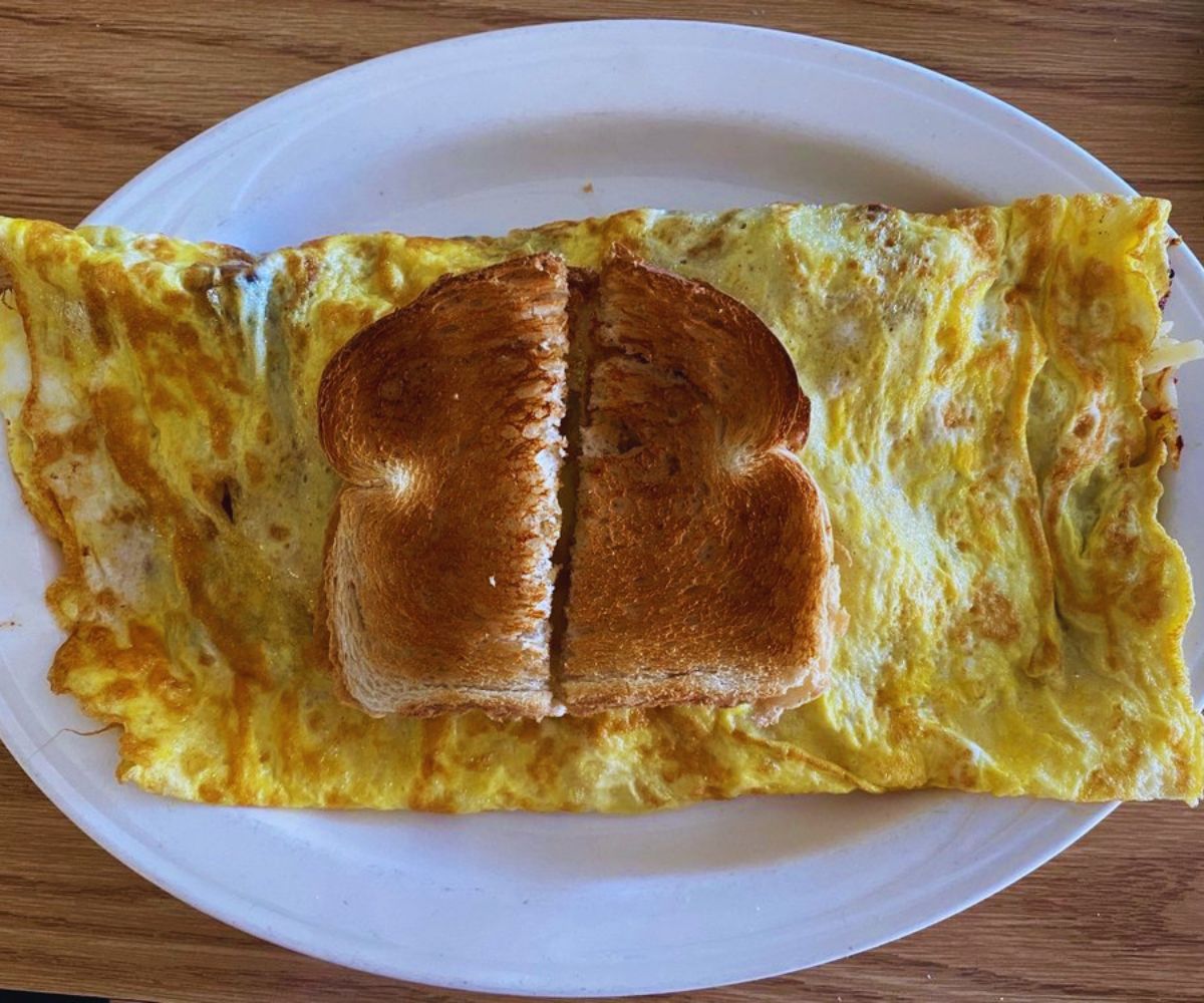 Green Lantern - Moe's Deluxe Omelette