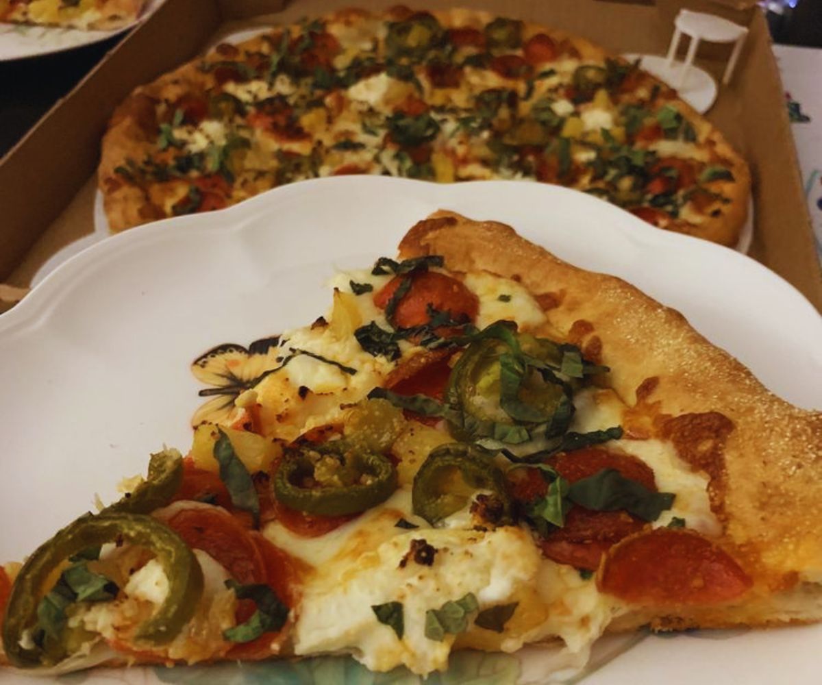 Sgt. Pepperoni's Pizza Store - Hawaii Five-O Close-up Slice