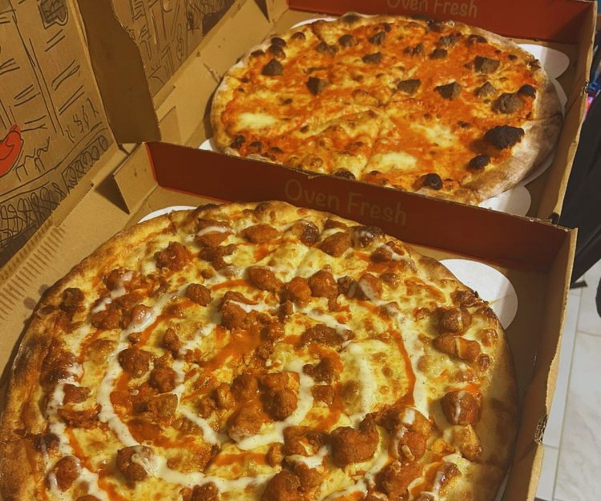 Pizza Lupo - Buffalo Chicken Pie & Vodka Pie