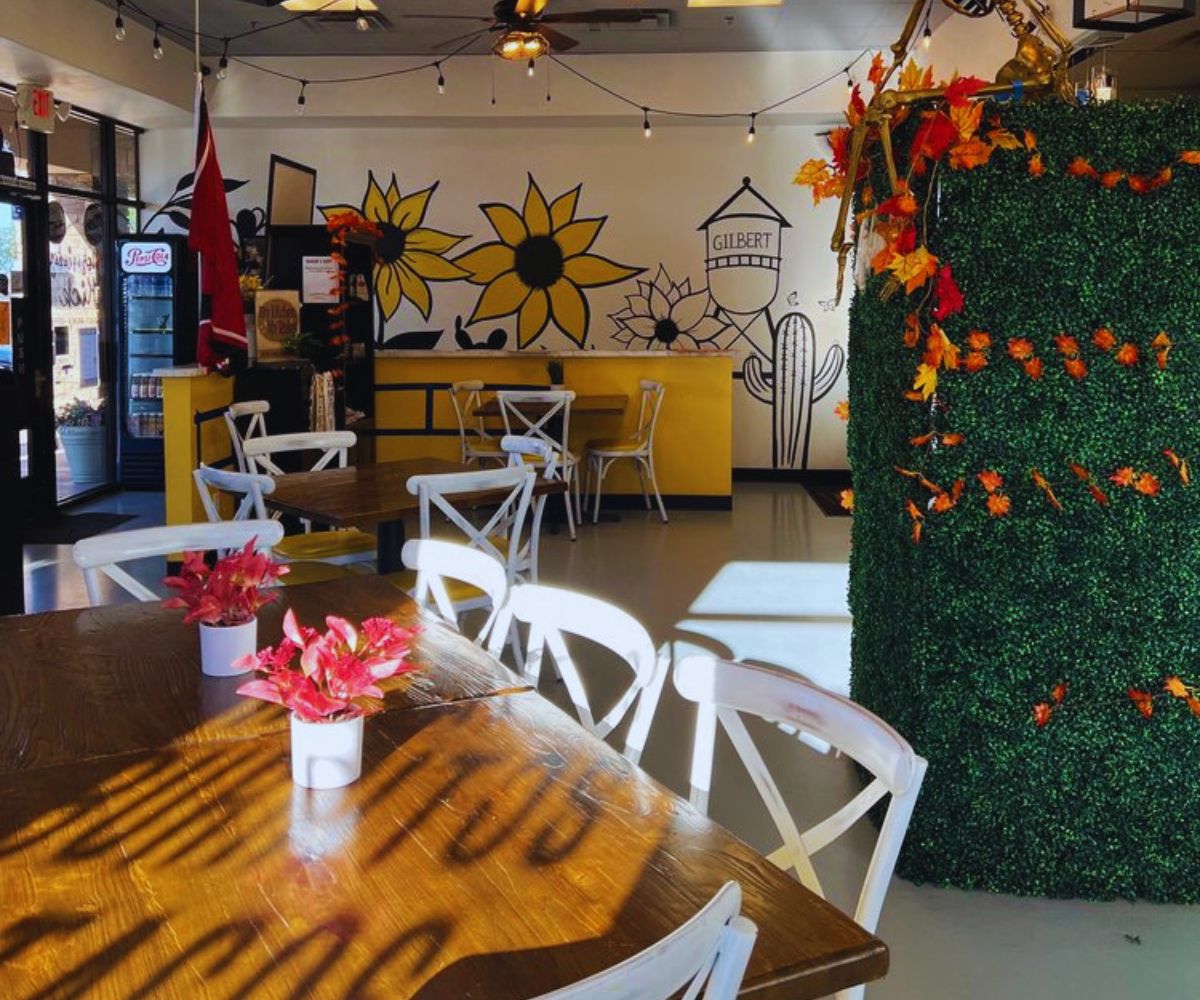 Morning Kick - Dining Area