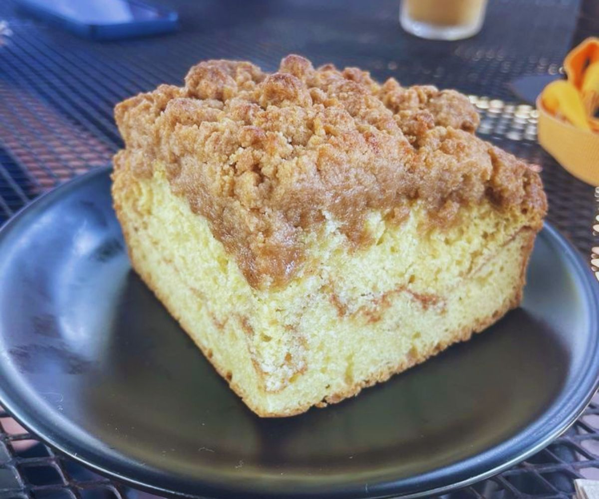Uptown Eats - Coffee Cake
