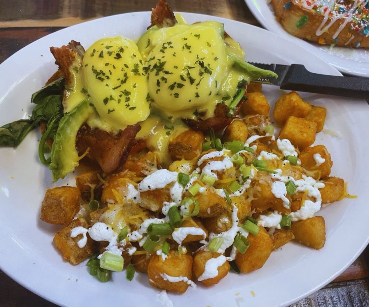 Biscuits Cafe - Beast Benedict