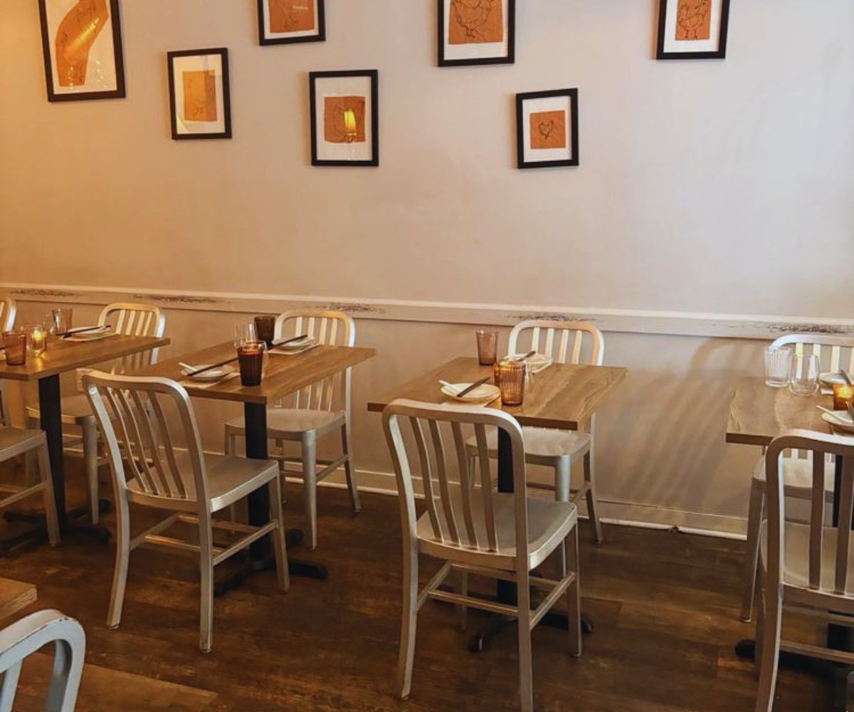 Mawn - Dining Area 