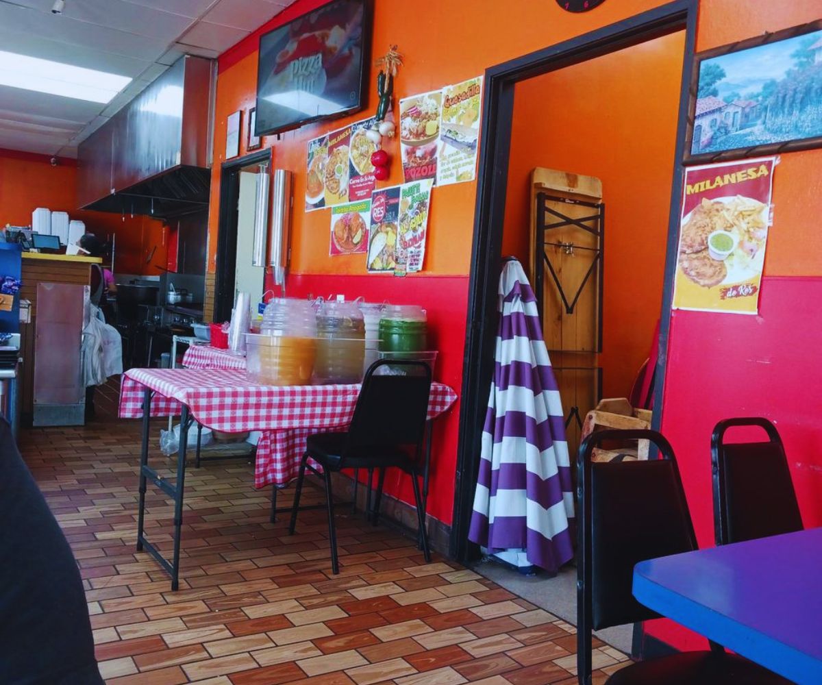 Carnitas Michoacan - Auga Frescas & Dining Area