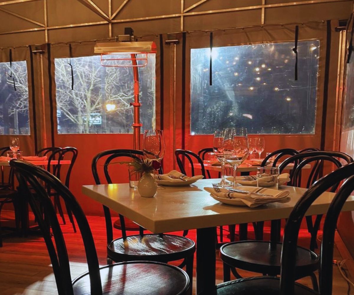 Blanca Food + Wine - Indoor Seating