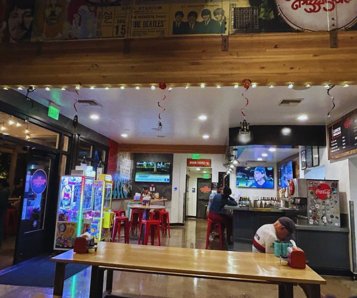 Sgt. Pepperoni's Pizza Store - Restaurant Interior