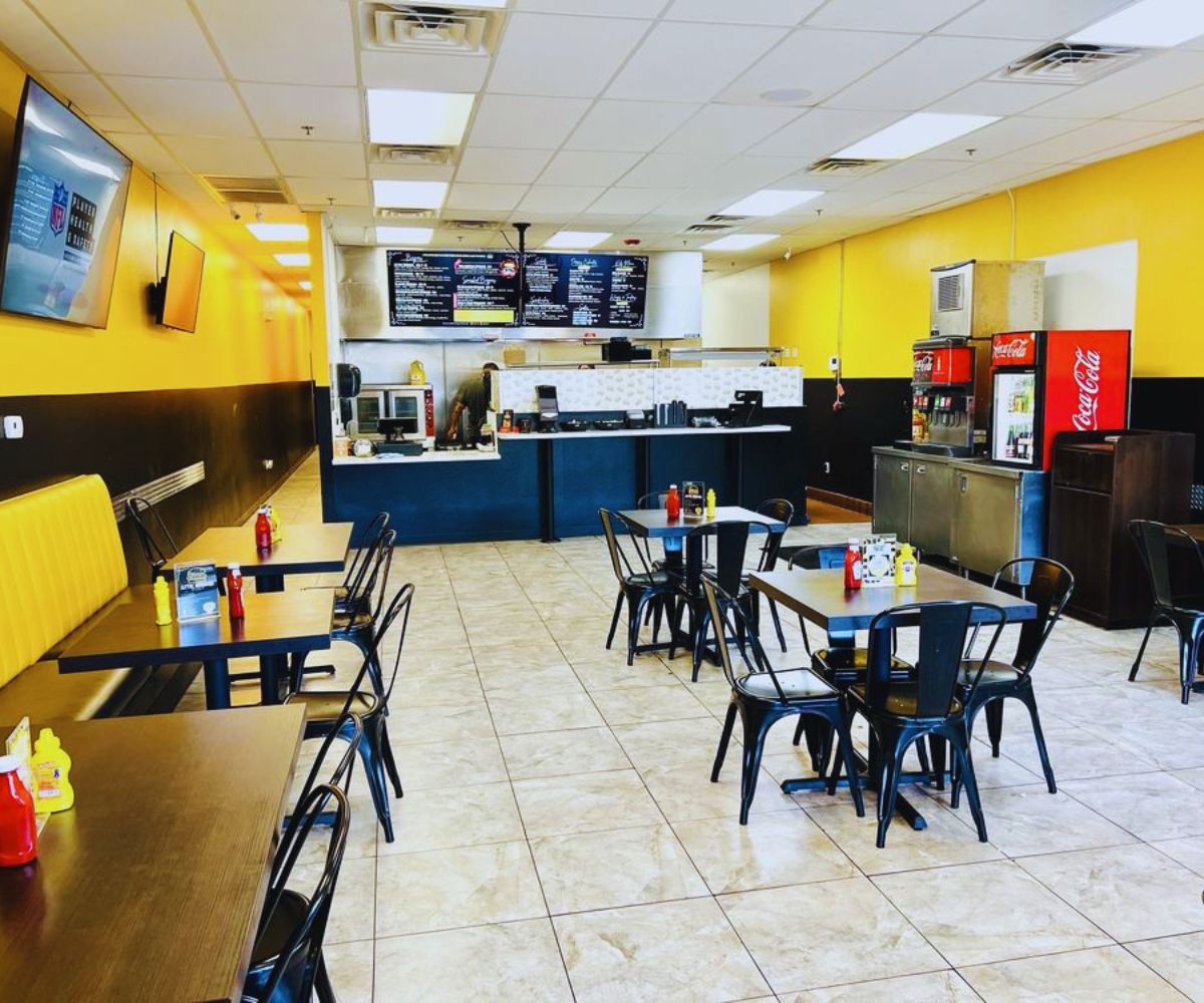 Aztec Burgers - Dining Area 
