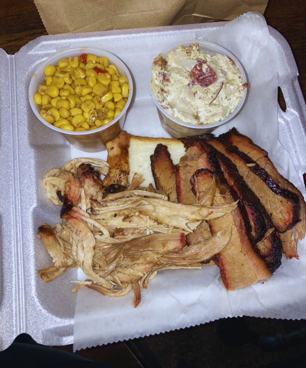 Photos for Steamboat BBQ