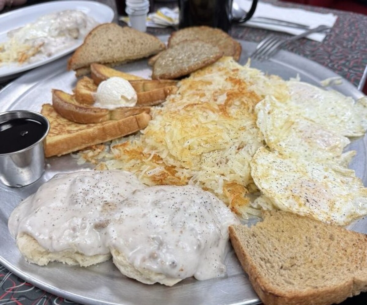 Food at The Lampost located in Akron OH