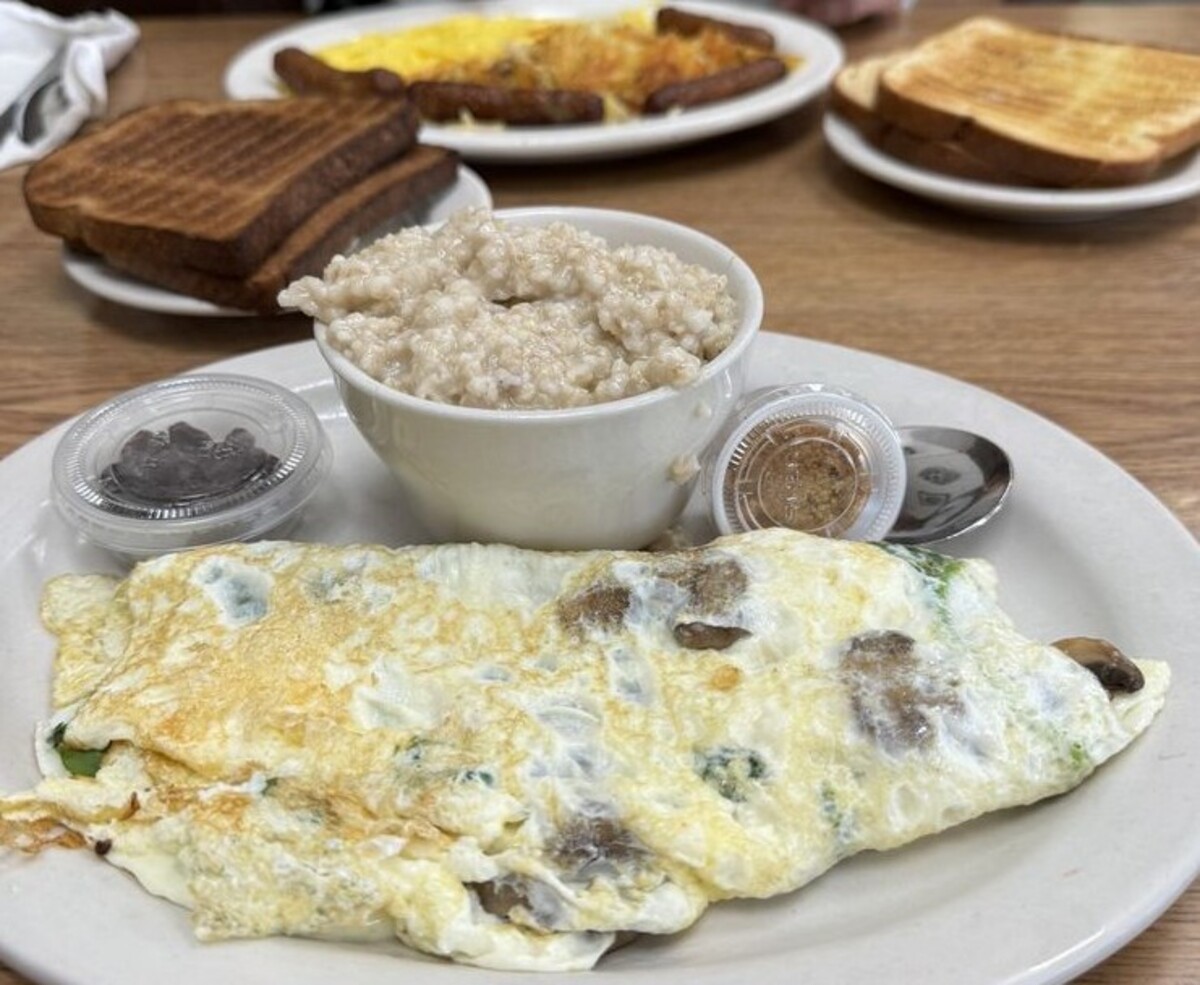 Food at Dyan's Country Kitchen located in Coral Springs FL
