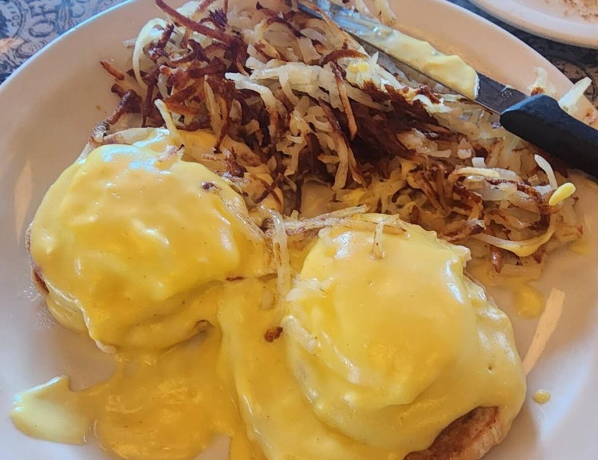 Food at Hill's Restaurant & Lounge located in Kennewick WA