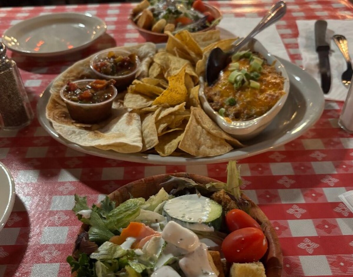 Food at Pinnacle Peak located in Tucson AZ