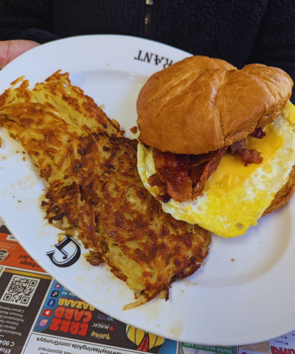 Photos for Grumpy's Restaurant