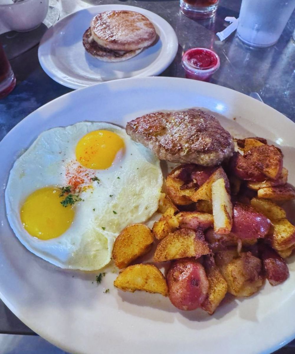 Photos for Goldy's Breakfast Bistro