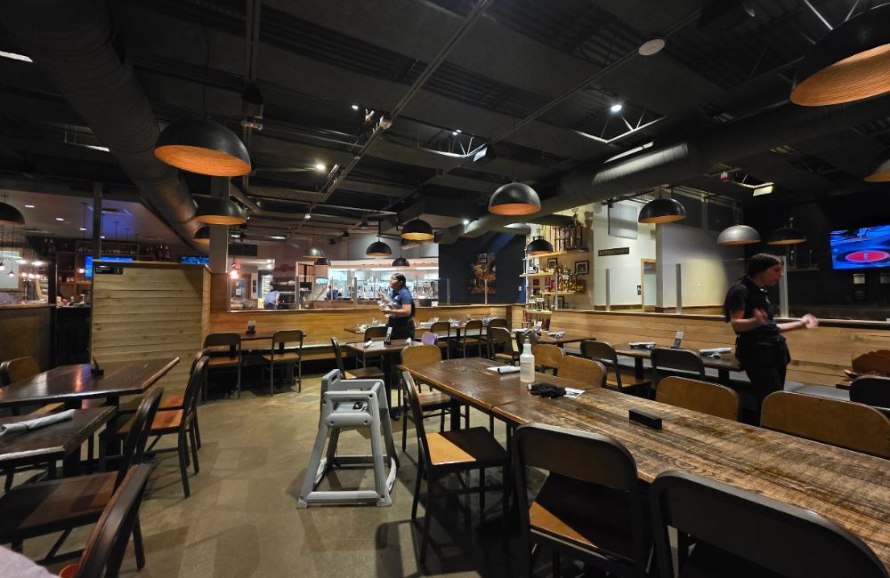 Photos for Q39 South