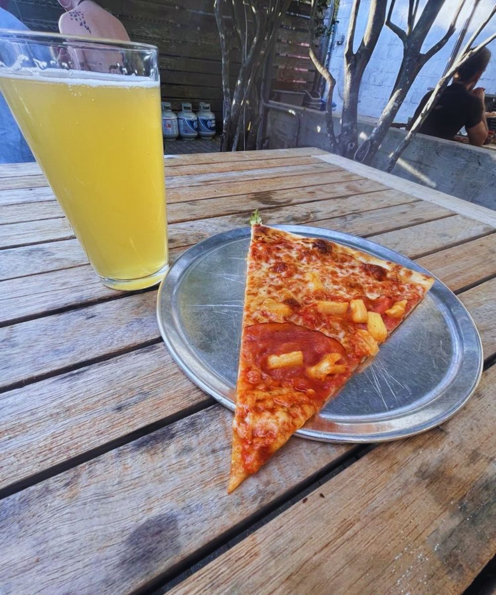 Photos for Pizza Delicious
