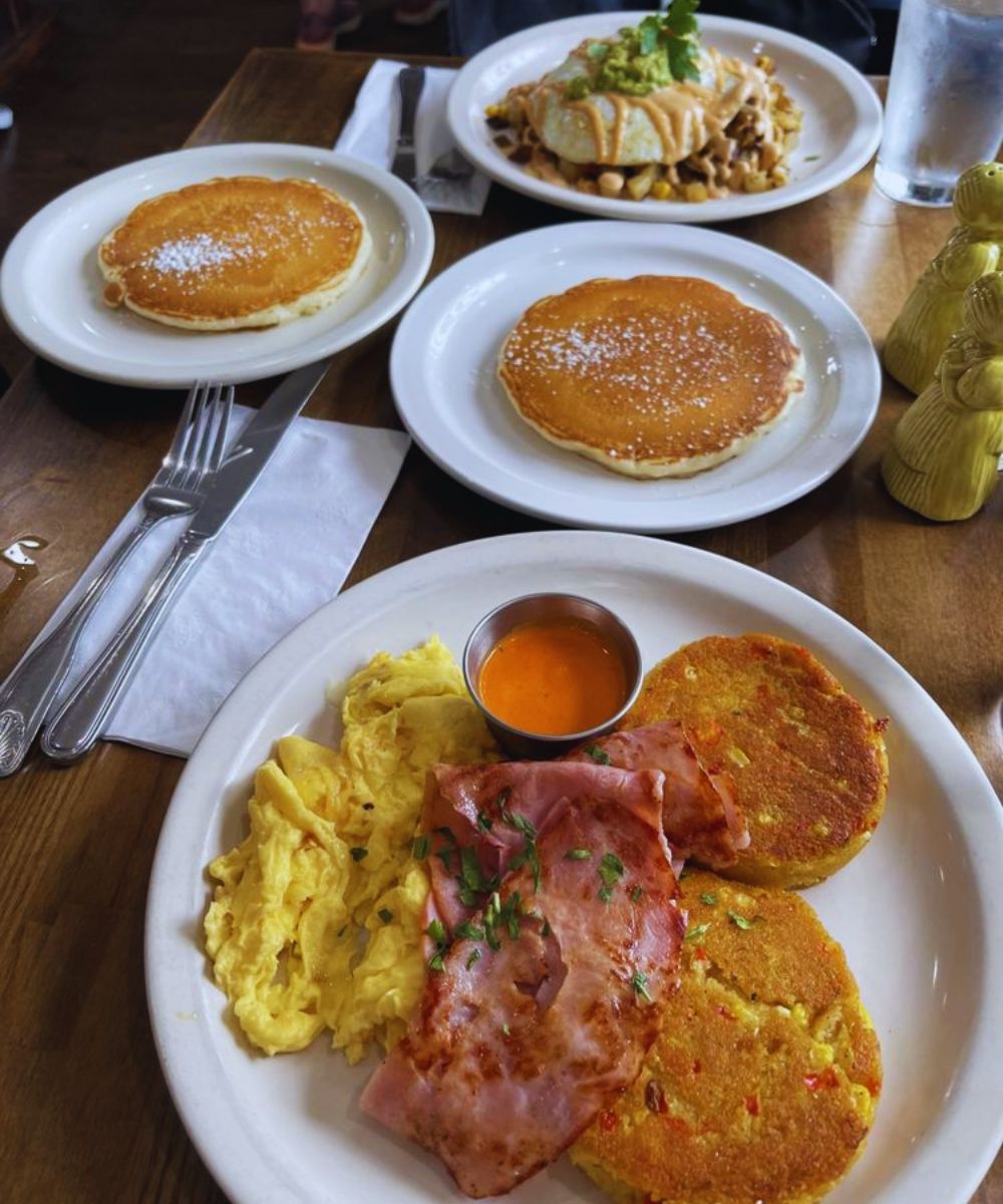 Photos for Breakfast House
