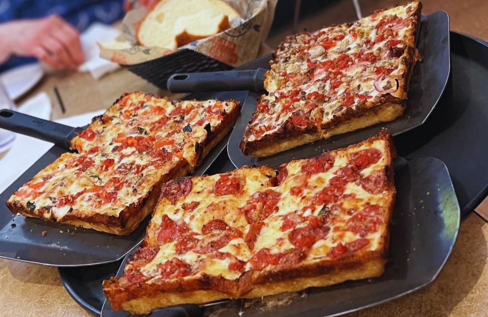 Photos for Buddy's Pizza