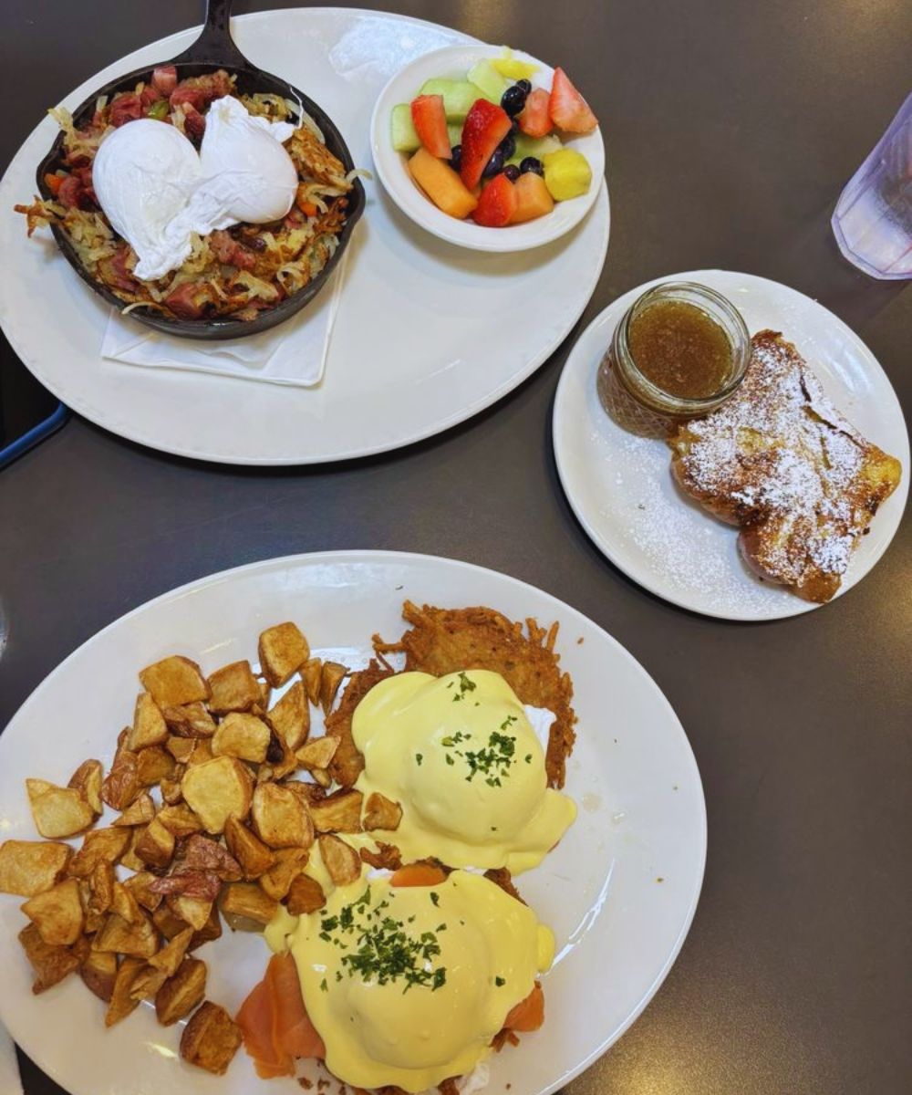 Photos for Max & Louie’s New York Diner