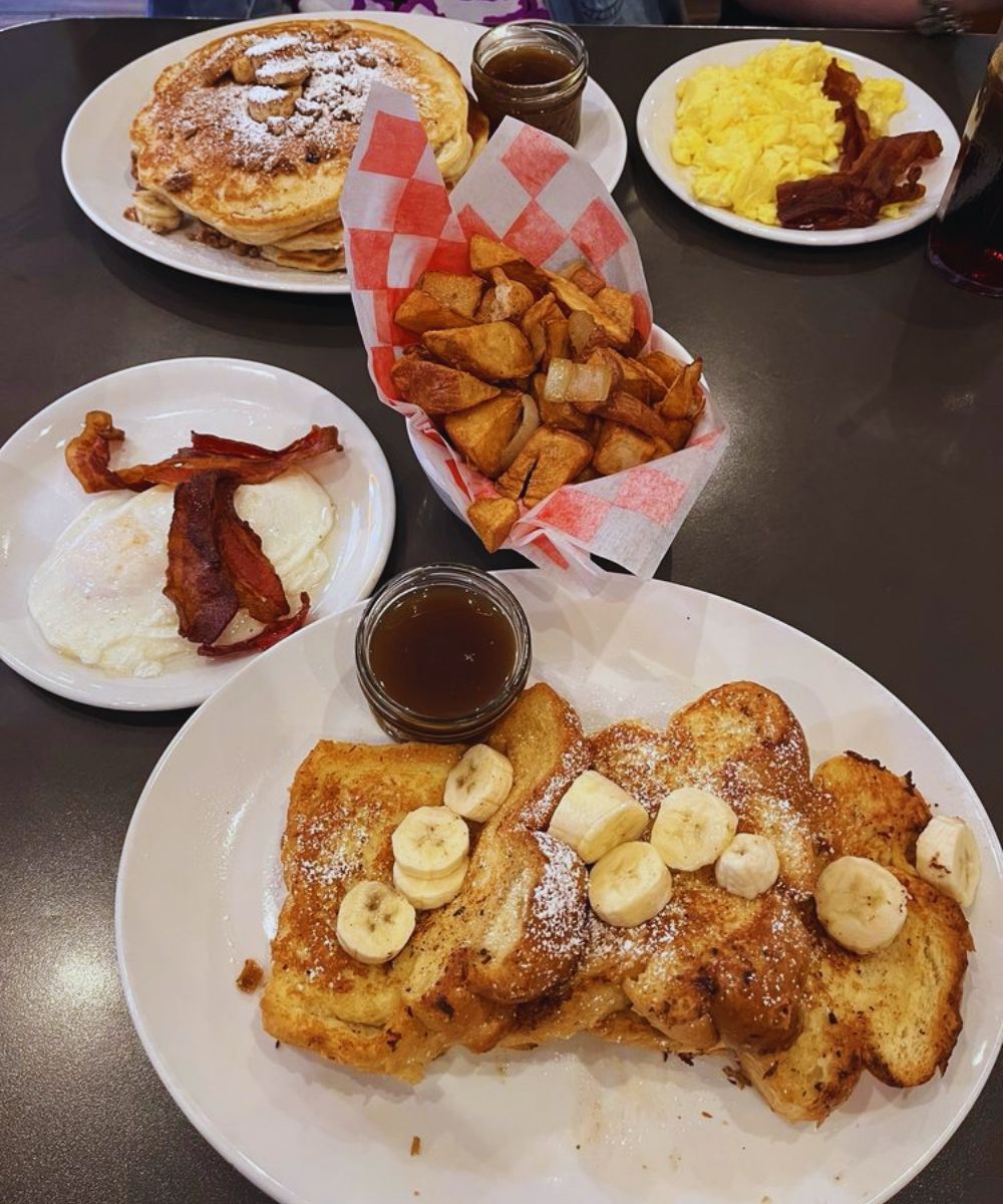 Photos for Max & Louie’s New York Diner
