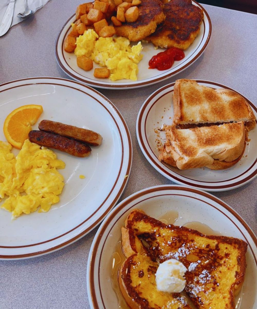 Photos for Blueberry Hill Family Restaurant