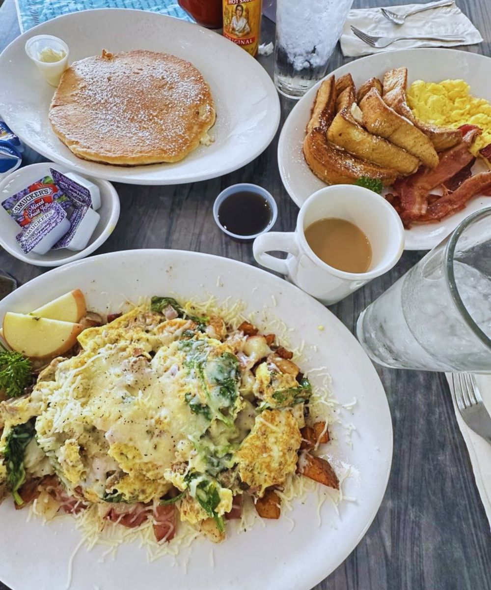 Photos for Hot Off The Griddle