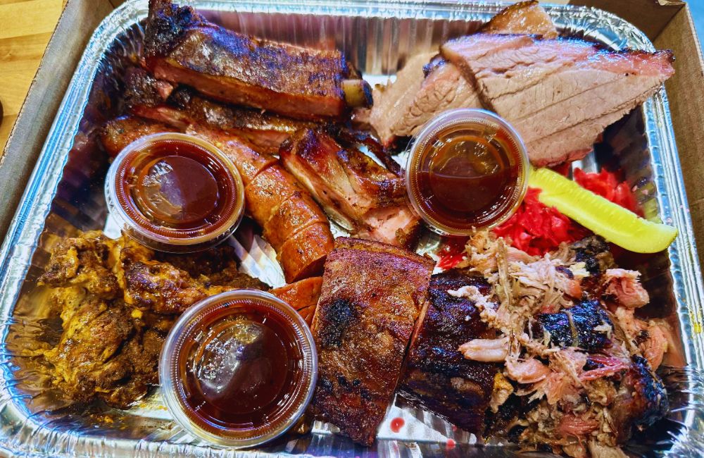 Photos for Ray Ray's Hog Pit