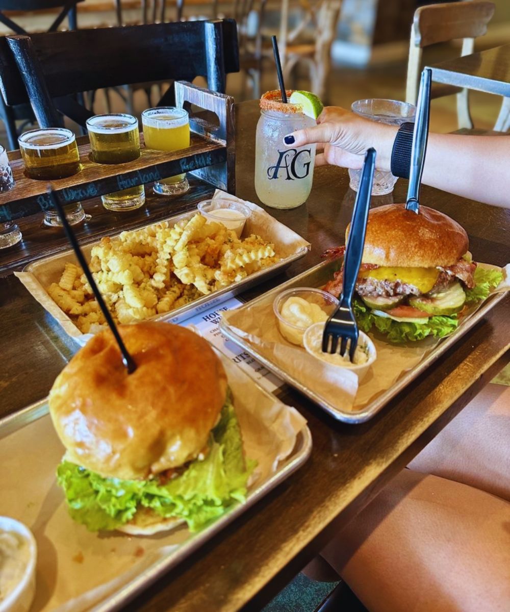 Photos for American Grub