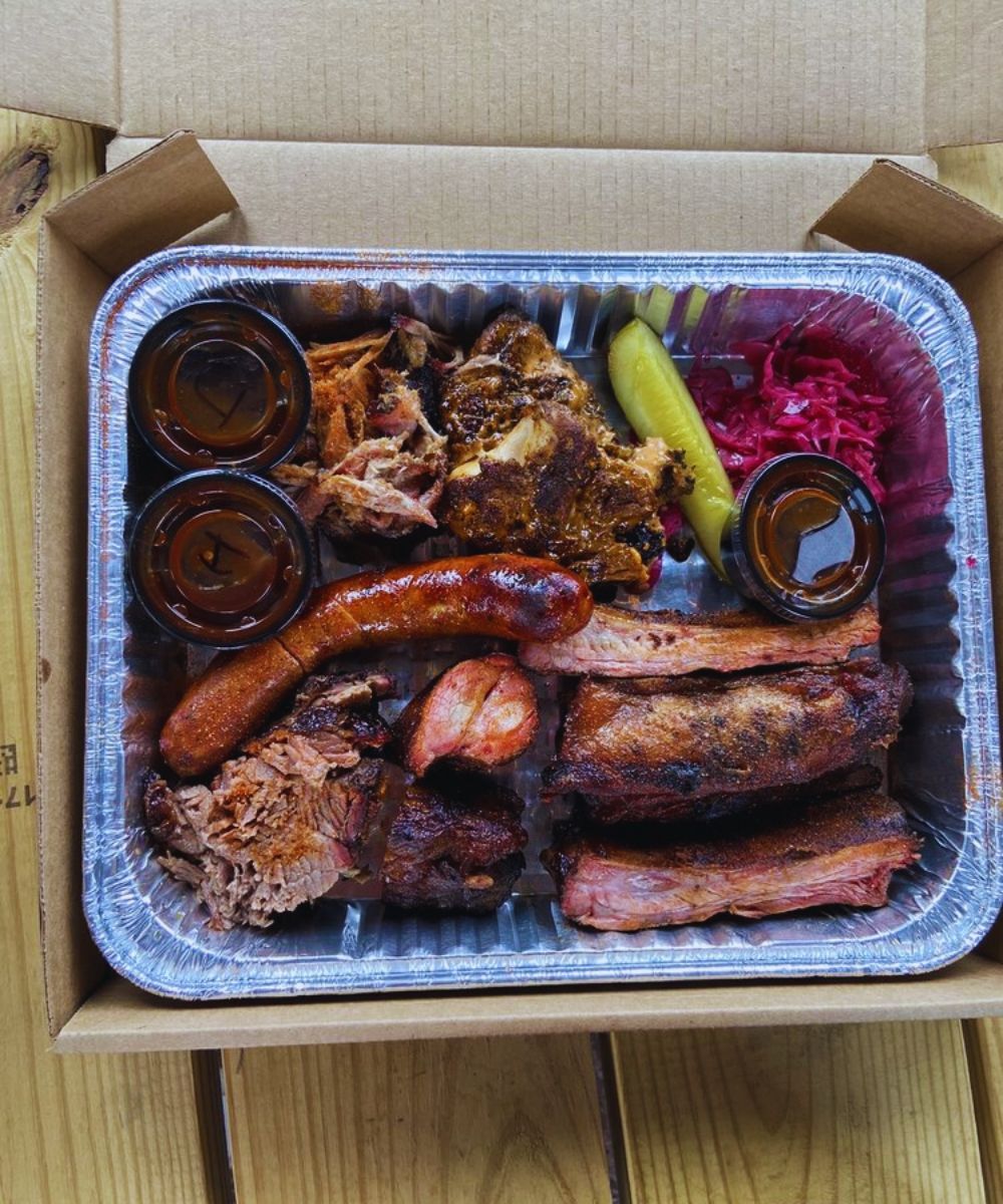 Photos for Ray Ray's Hog Pit
