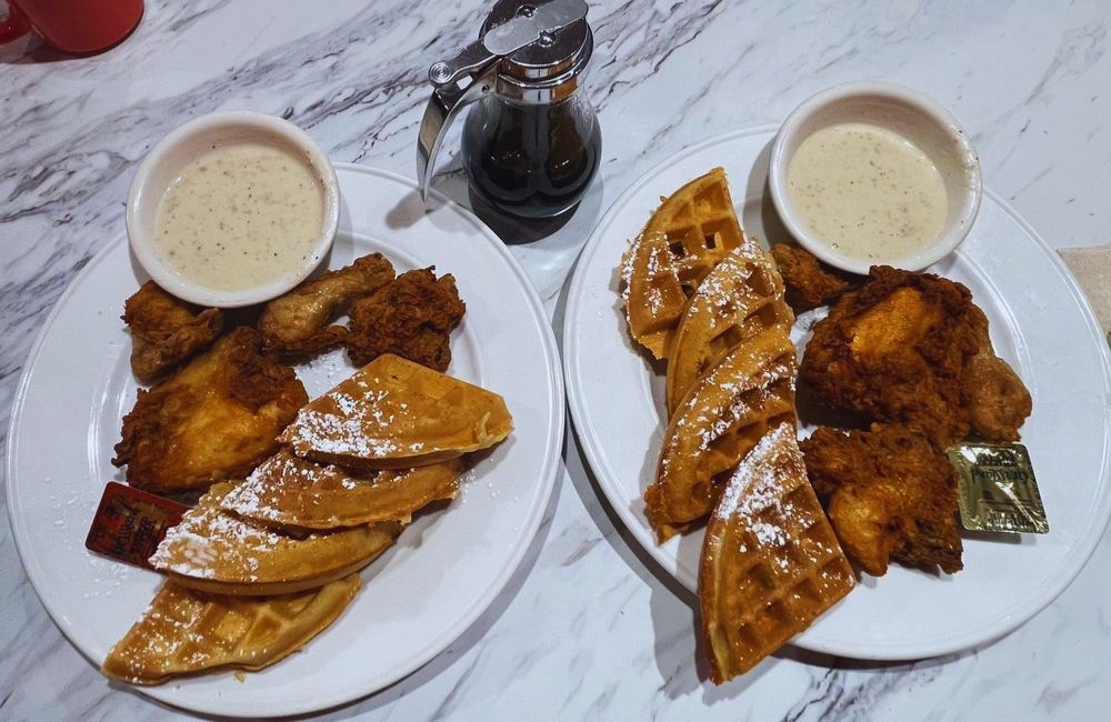 Photos for Uncle John's Pancake House - The Alameda