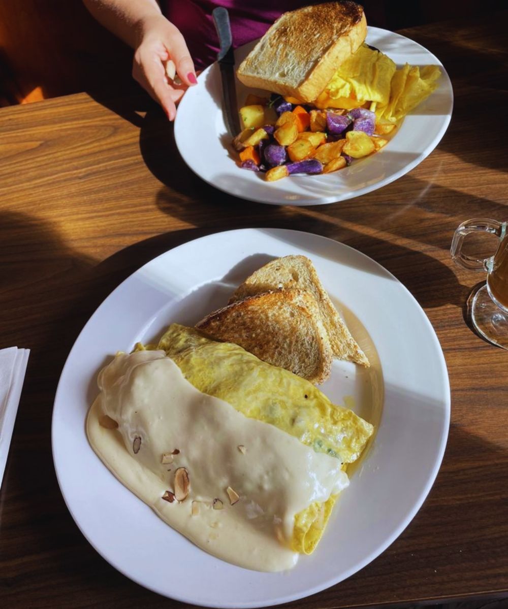 Photos for Hen House Eatery
