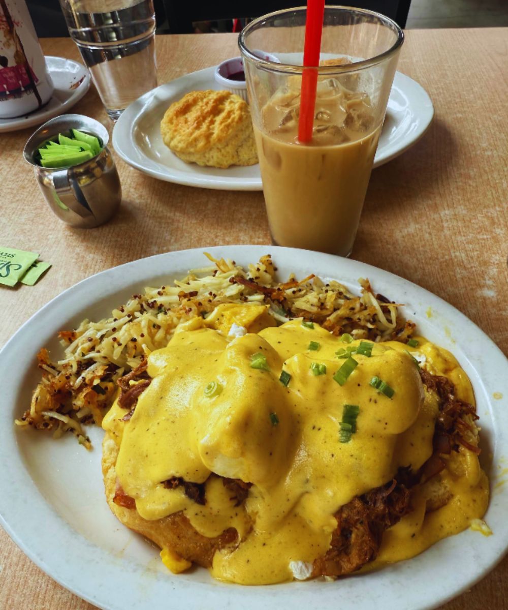 Photos for Sweet Lake Biscuits & Limeade