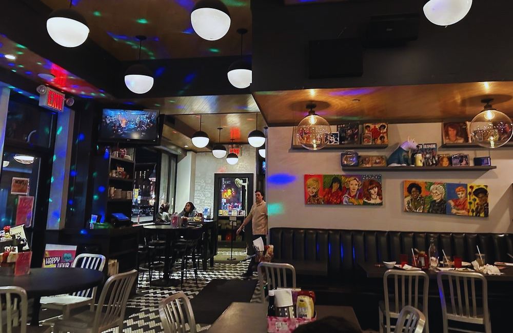 Photos for Mom's Kitchen & Bar