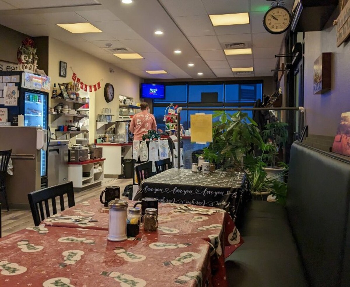 at Hill's Restaurant & Lounge located in Kennewick WA