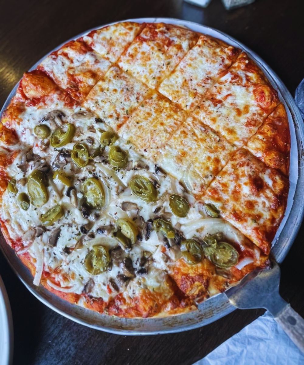 Photos for Georgio's Chicago Pizzeria & Pub