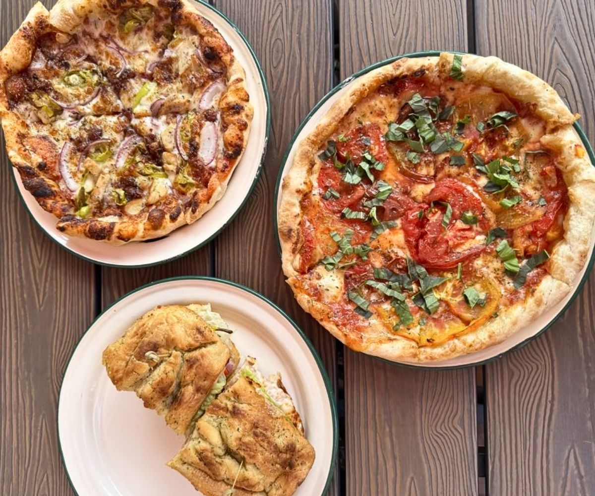 pizzas at LoLo's Boss Pizza in Troutdale, Oregon