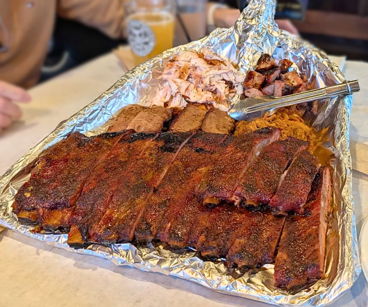 Shovel at KC's Rib Shack in Manchester, New Hampshire