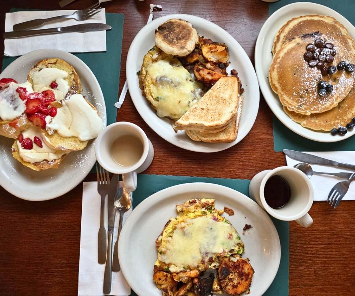 breakfast dishes at Back Country Cafe in Killington, Vermont