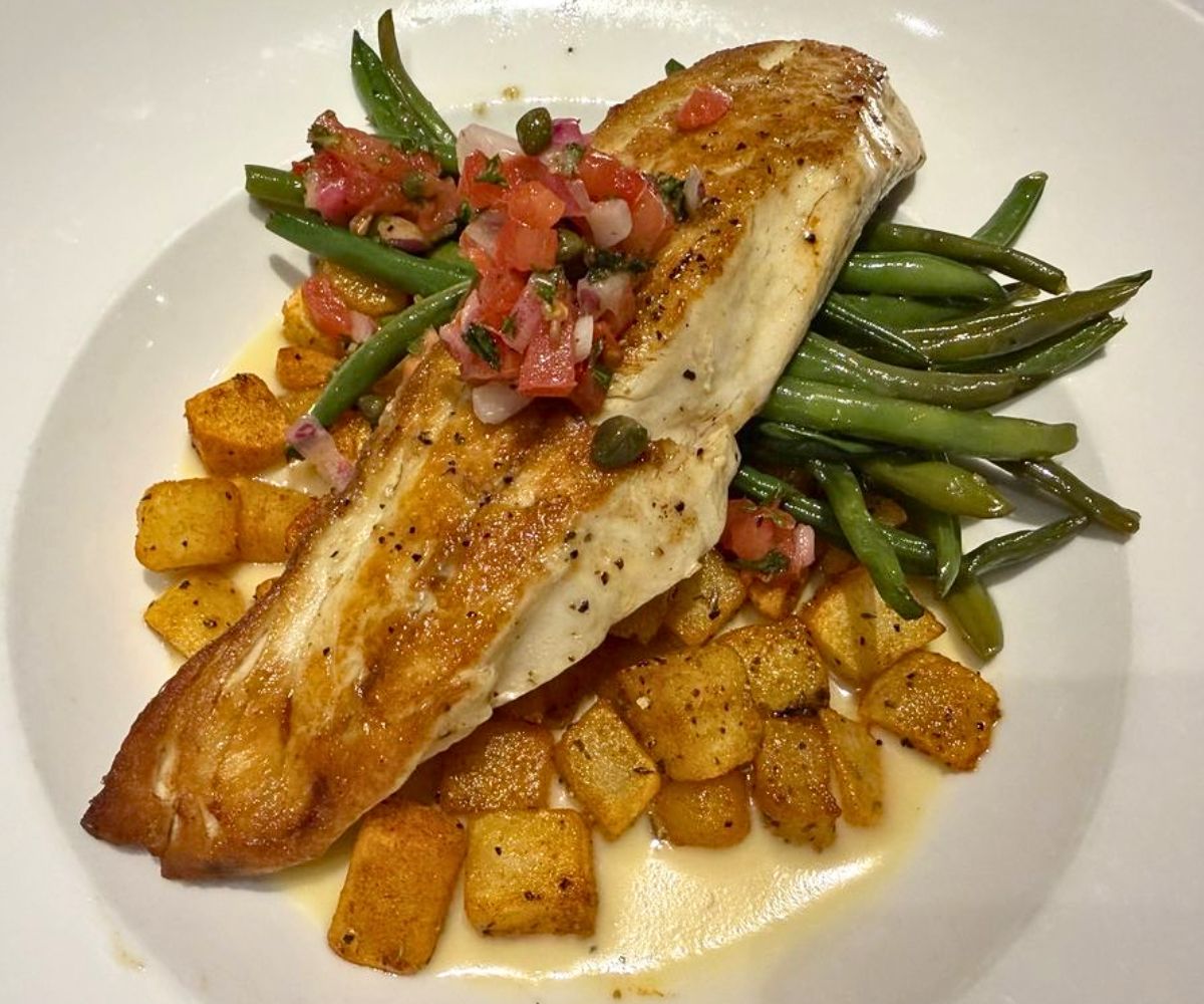 Texas Redfish at Table 100 in Flowood, Mississippi