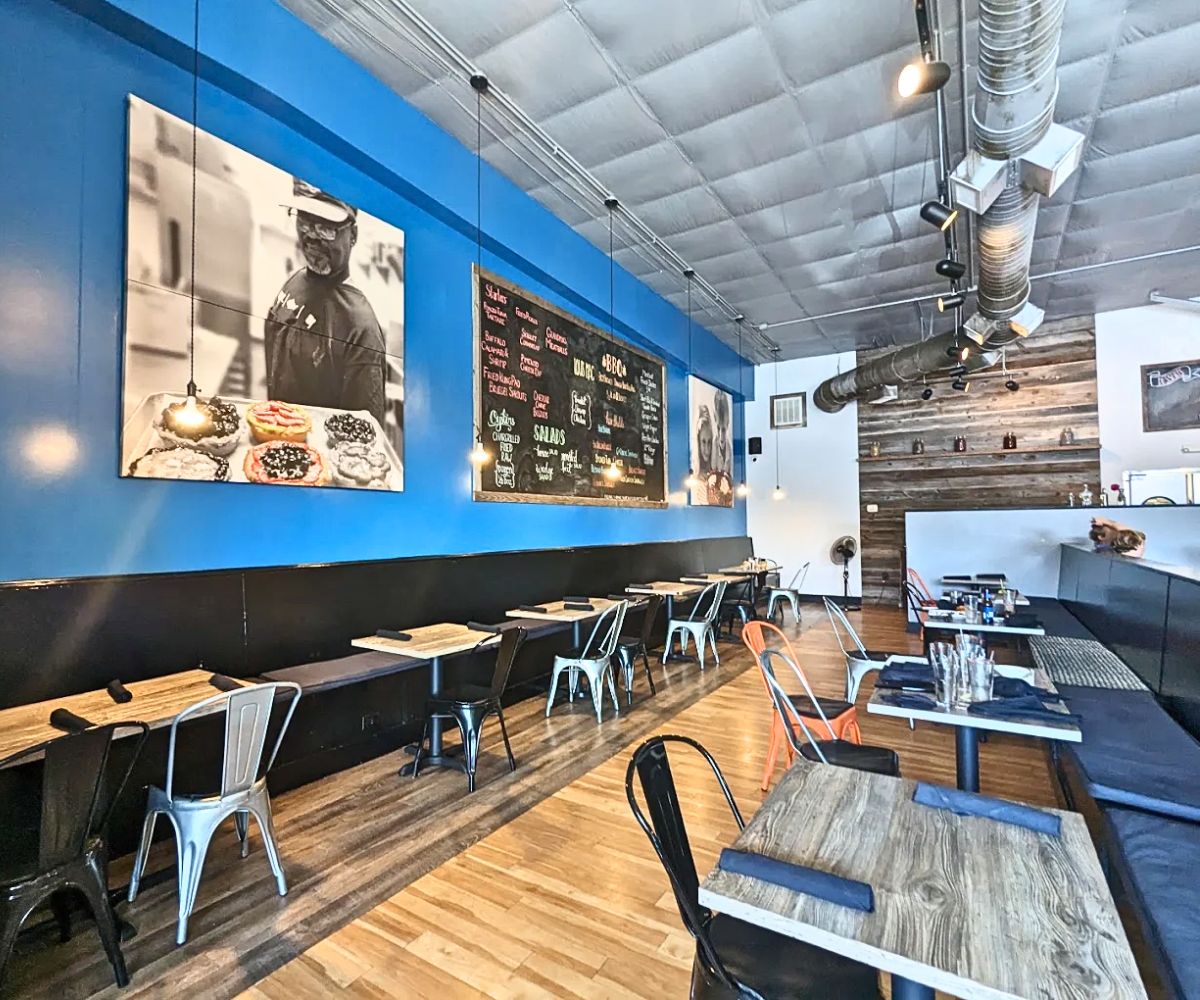 interior of LouReda's an American Table in Rocky Mount, North Carolina