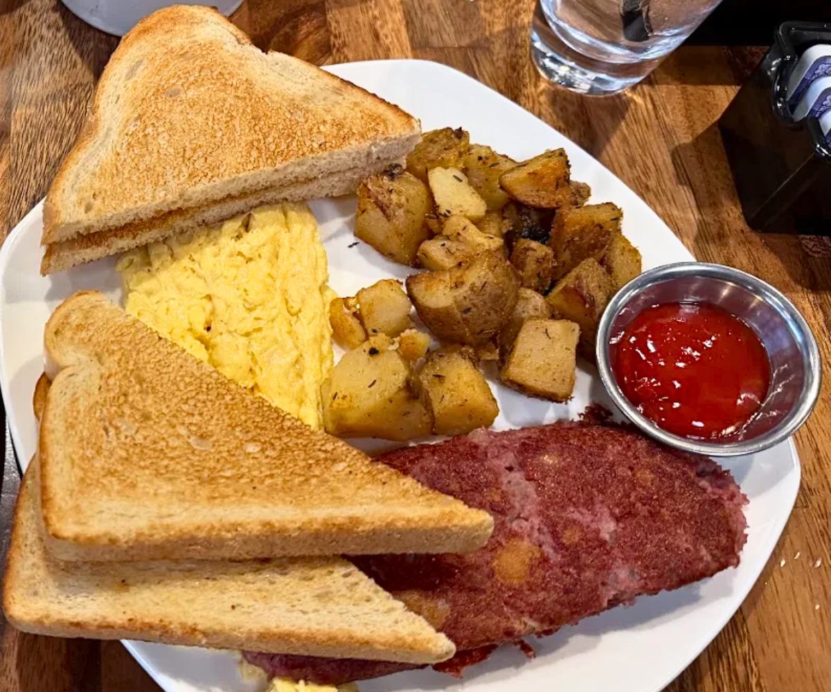 Corned Beef Classic at he Good Place in Hudson, NH