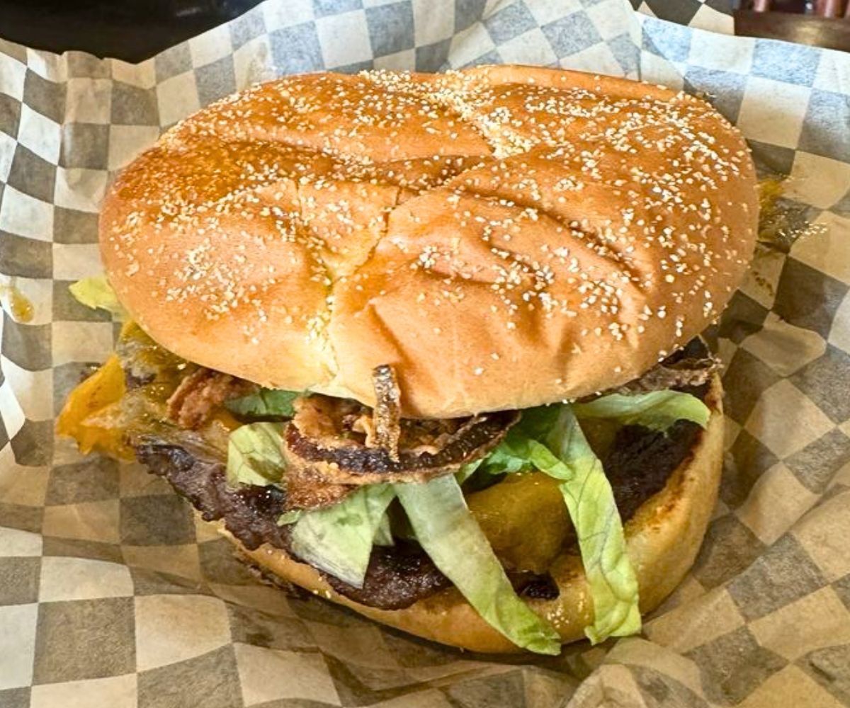 BBQ Burger at Wibbley's in Bellevue, Washington