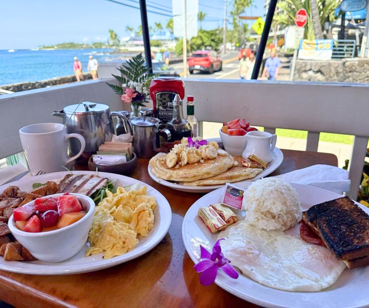 breakfast at Island Lava Java in Kailua-Kona, HI