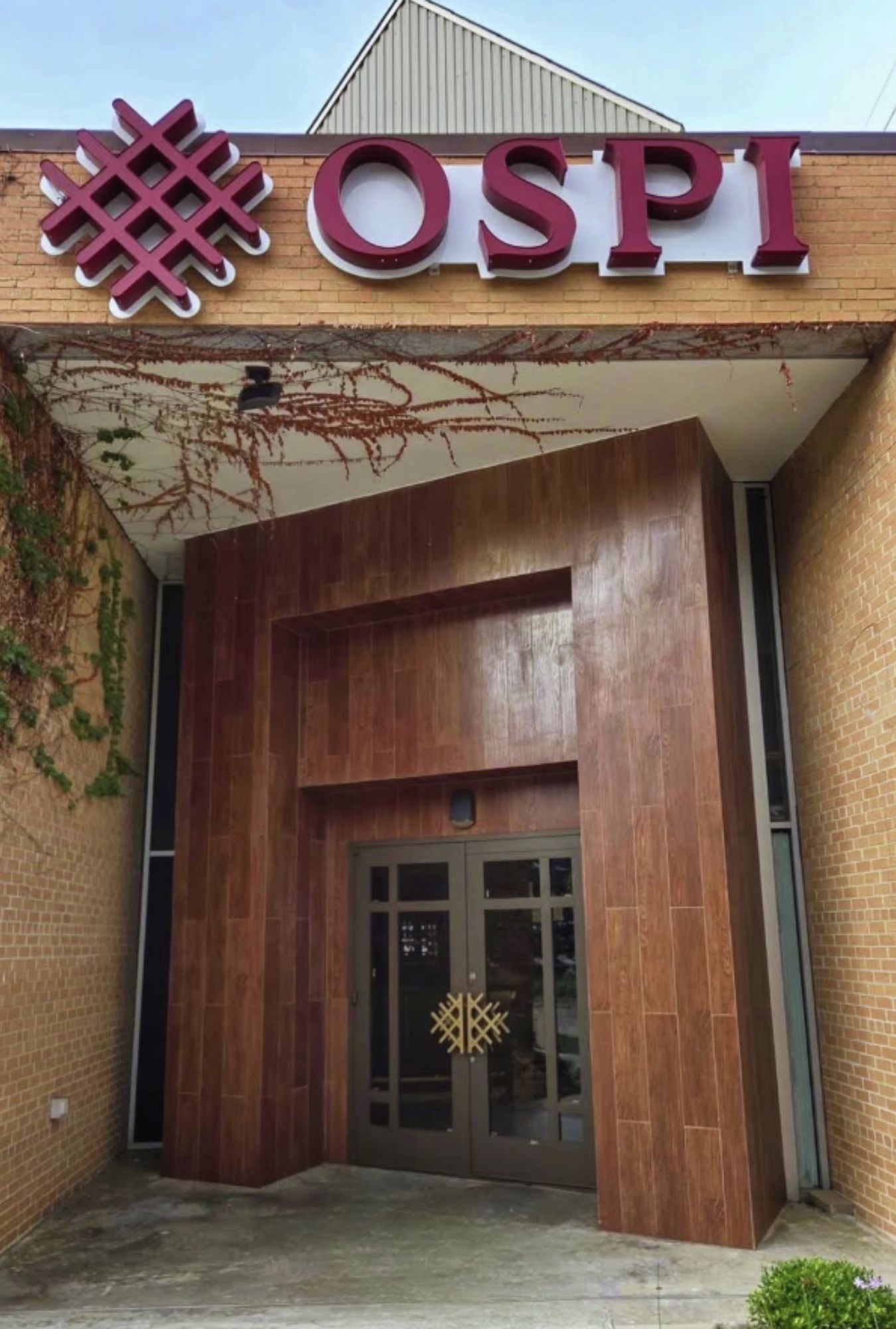 outside of Ospi in Dallas, TX