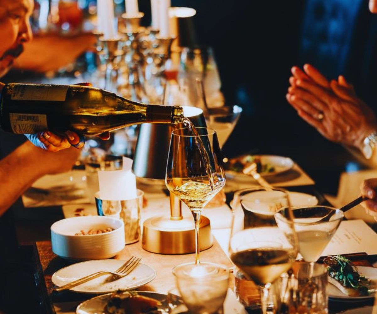 Historic Star Lounge - Dinner Table with Food & Wine