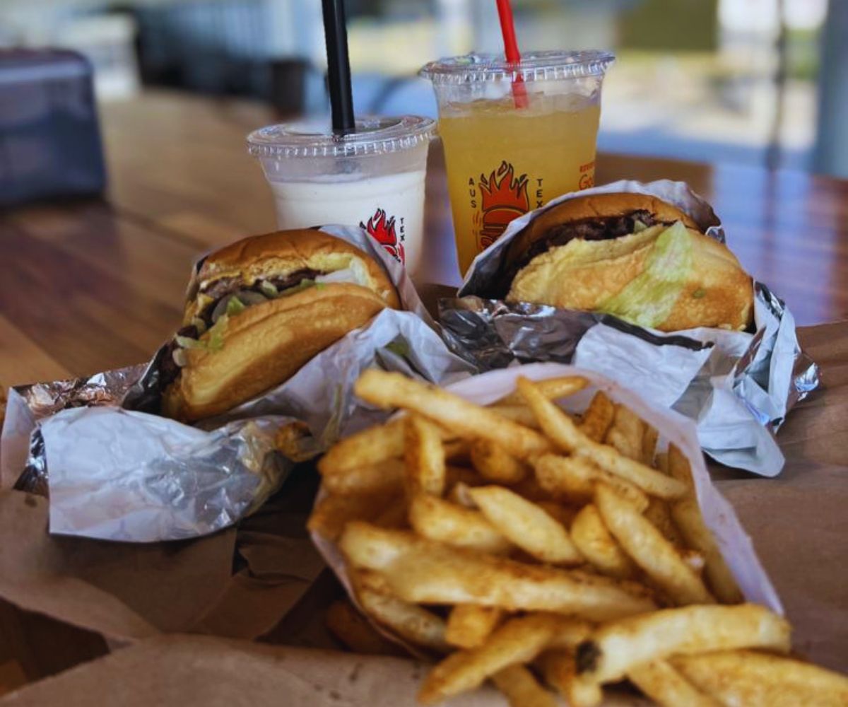 Buddy's Burger - Vanilla Shake, Lemonade, Single Patty Cheese Burger & Double Patty Cheese Burger with Seasoned Fries