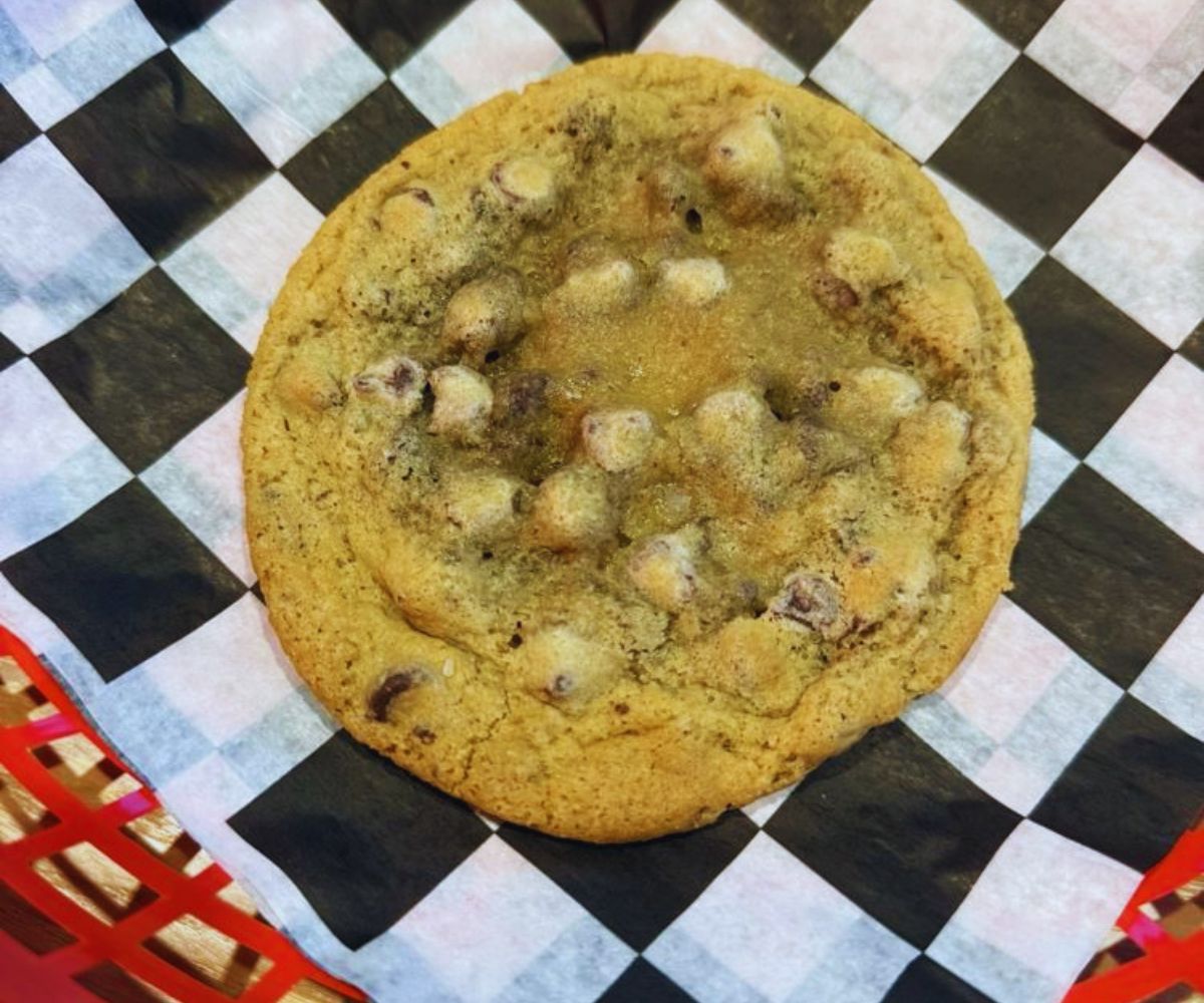 Cosmo Burger XR - Chocolate Chip Cookie