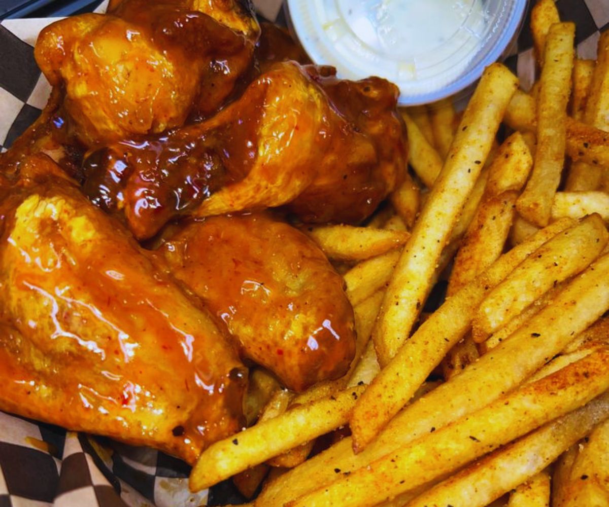 Smash Brothers - Mango Habanero Wings