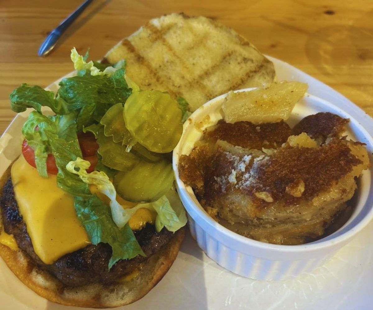 Fort Redemption - Au Gratin & Burger