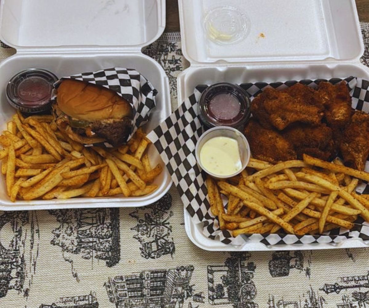 Smash Brothers - Spicy Classic Smash Burger & The Town Rub Wings with a side of Fries
